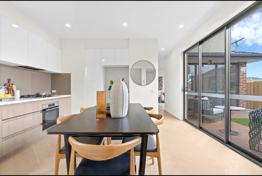 Australia private villa kitchen and dining furniture reference