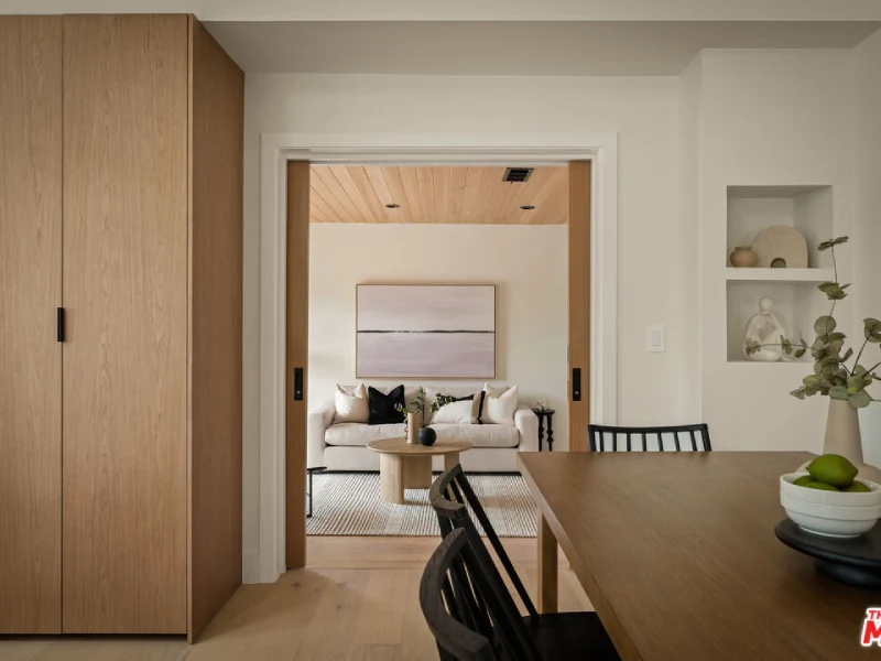USA private residence bedroom wardrobe and wood door material reference by George Group
